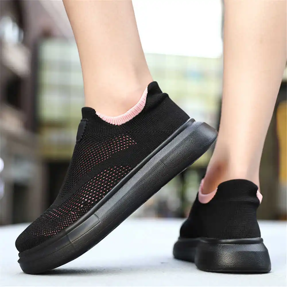 جوارب رياضية للنساء ، أحذية بن - مراجعة Tech Office Wear Men وسعره