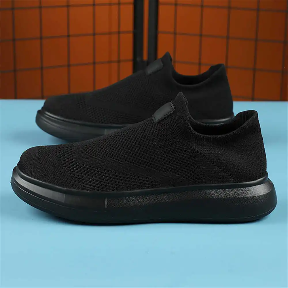 جوارب رياضية للنساء ، أحذية بن - مراجعة Tech Office Wear Men وسعره